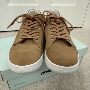 Phiip Hog Stockholm Sofia Sneaker Tan Size 40 RETAIL $168, New In Box
